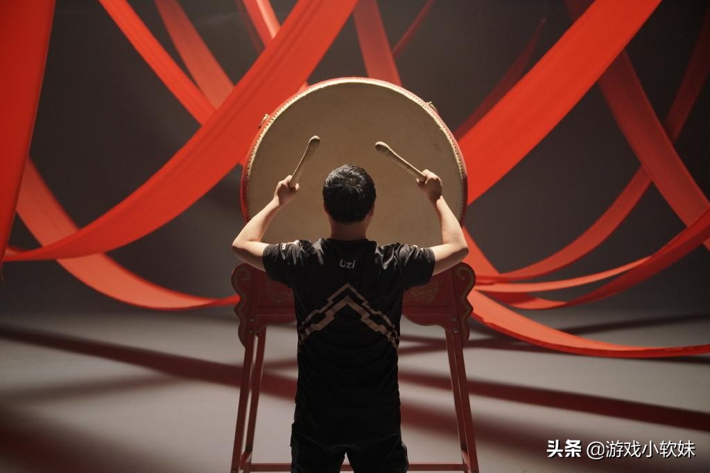 uzi玩真实伤害亚索视频,uzi小明韩服直播回放视频