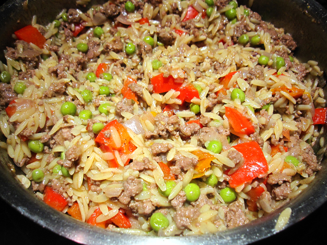 做意面时，面条过凉水就错了，多数人不懂，难怪炒面粘锅不顺滑