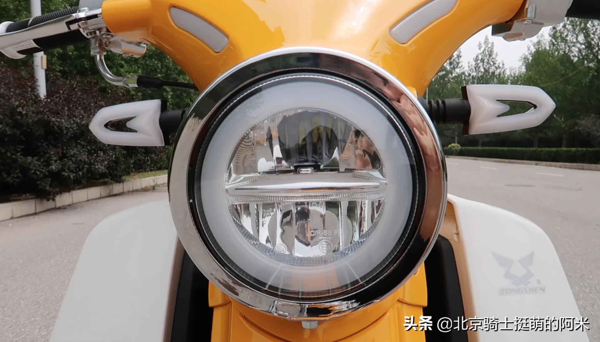 宗申幼兽新款110多少钱,新款复古幼兽弯梁110摩托车价格