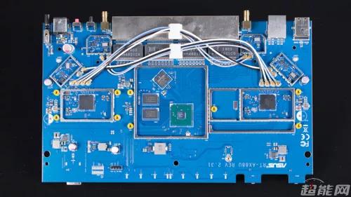 华硕rt-ax88u路由器拆解,华硕wifi6ax88u路由器评测
