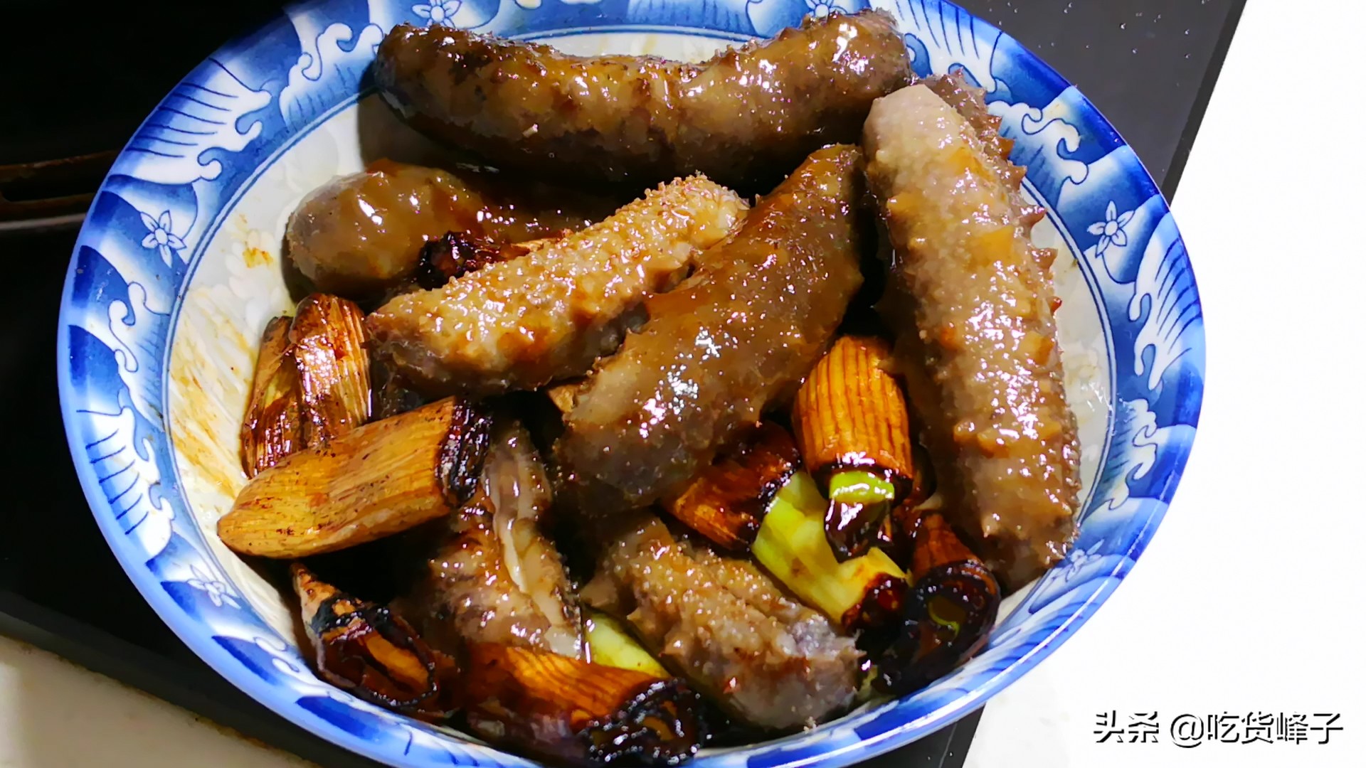 经典葱烧海参的家常做法,葱烧海参怎么做又脆又硬