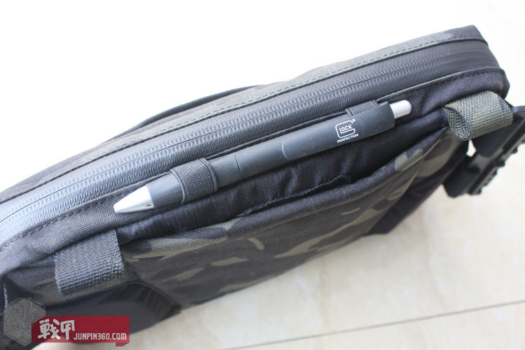 胸中有丘壑心中有乾坤,胸中有丘壑腹里有乾坤