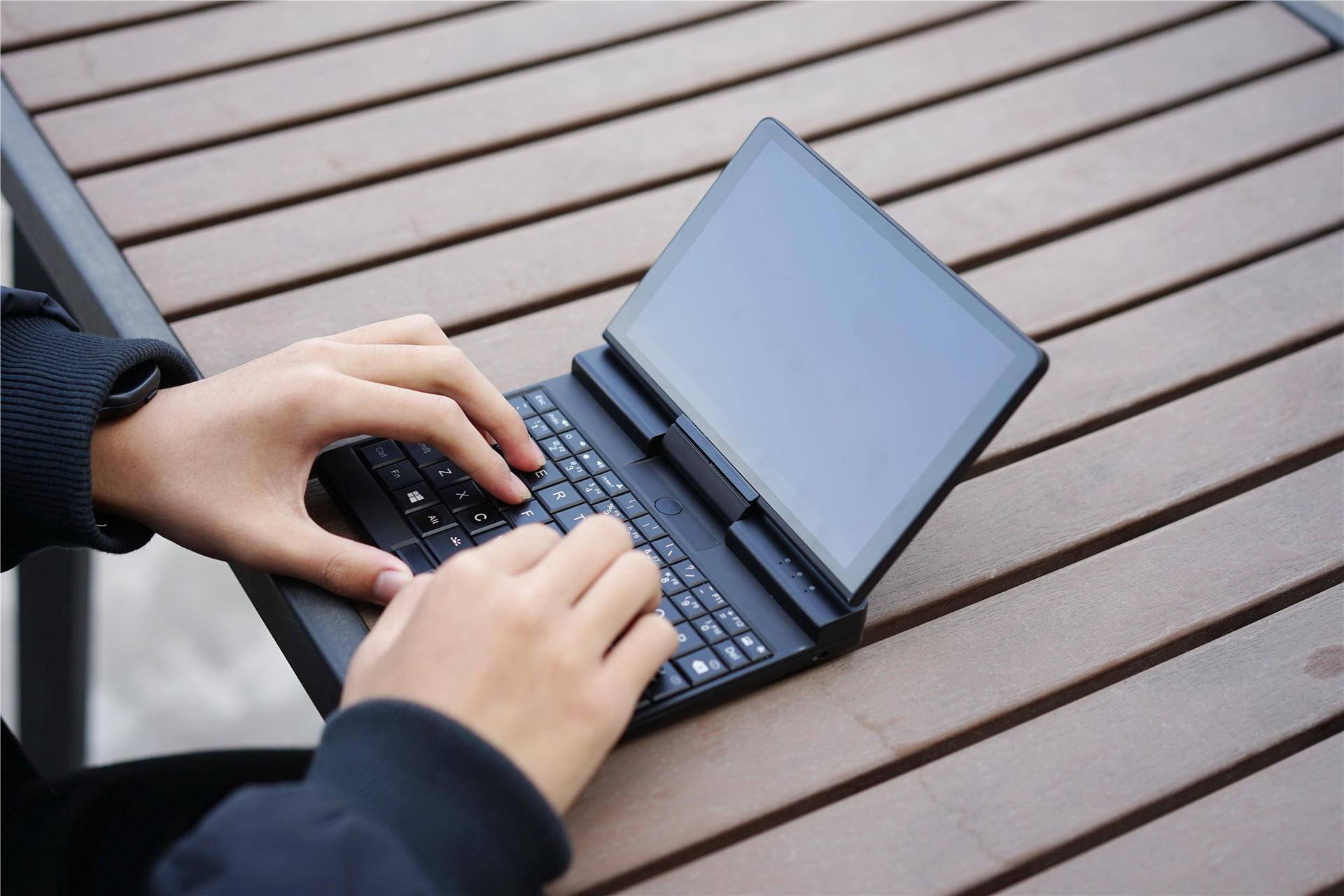 壹号本工程师笔记本能玩啥,壹号本推出工程师pc运维迷你电脑