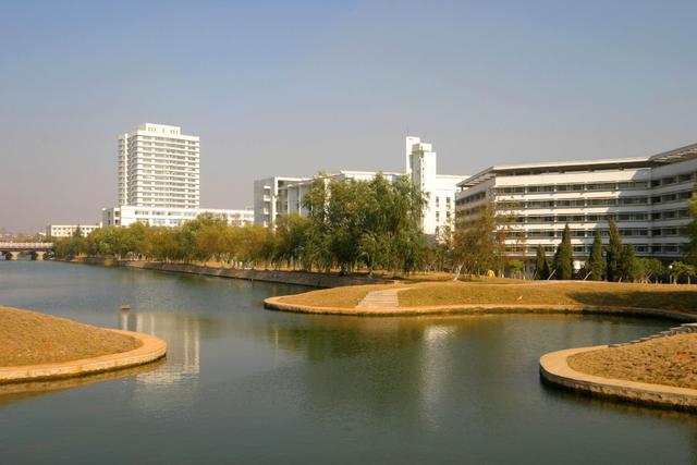 中国改名的本科大学,中国校名改得最好的5所大学