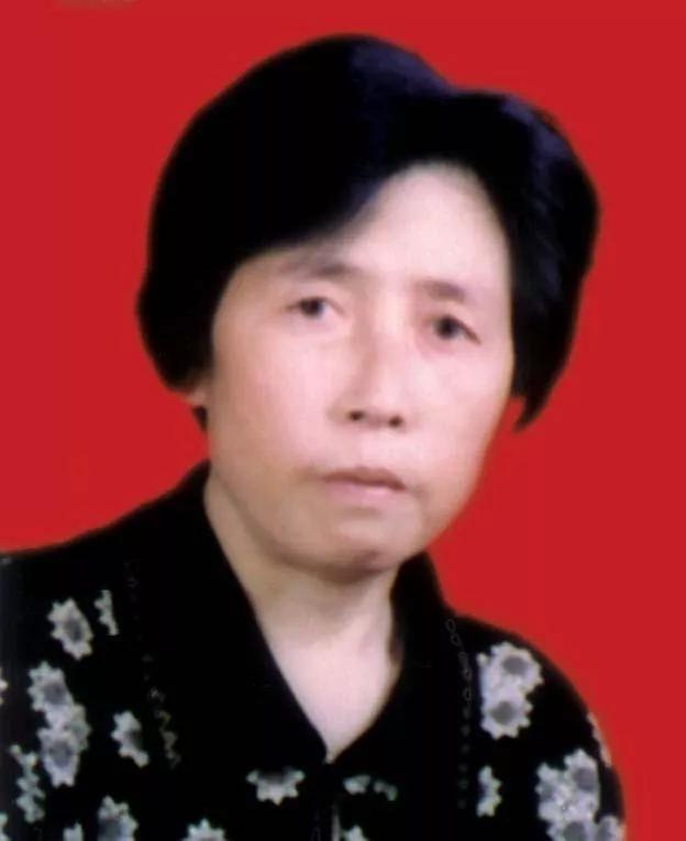 比腾讯被骗更反转的老干妈的人生：命运给我低点，我用它创造奇迹