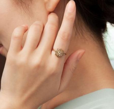 日本时尚界新推华丽感首饰,百变小樱新首饰是什么