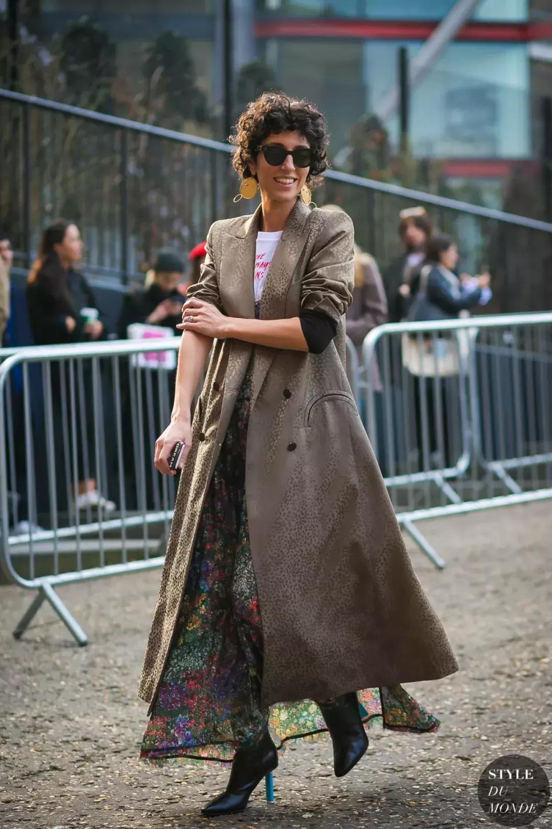 方领连衣裙冬天怎么穿,冬天也能穿的裙子