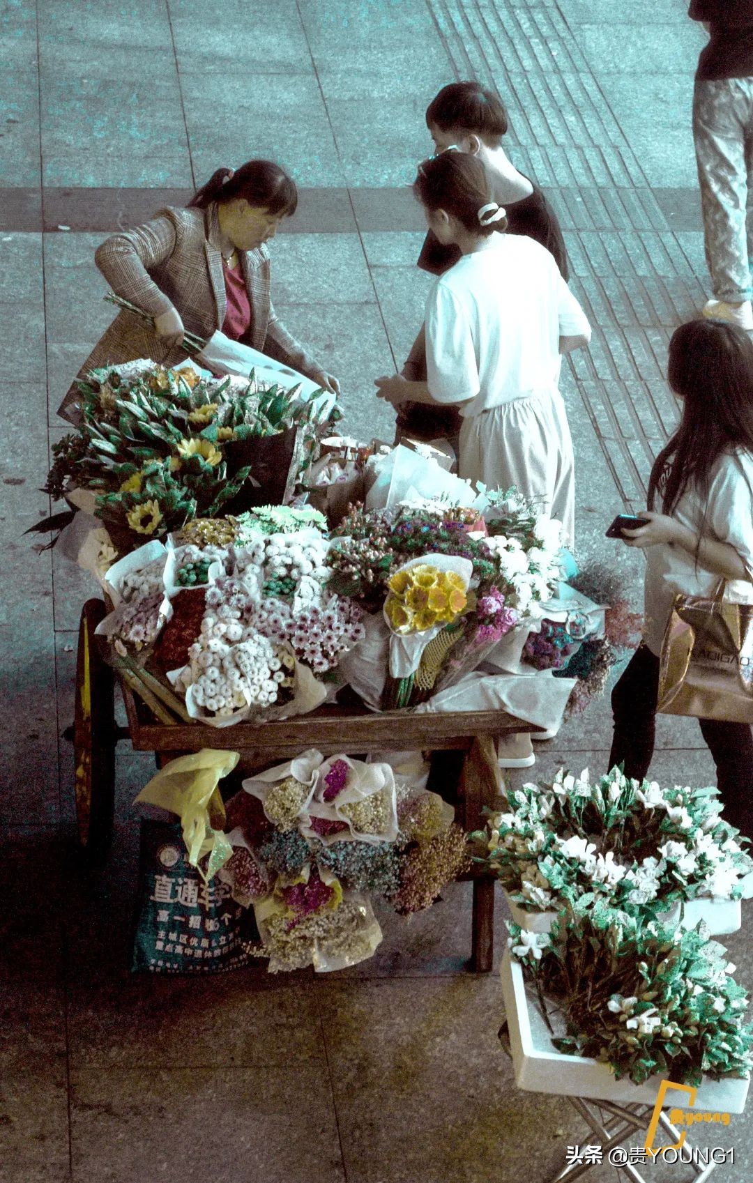 贵阳周边摆地摊卖风筝,贵阳摆地摊宵夜合伙人