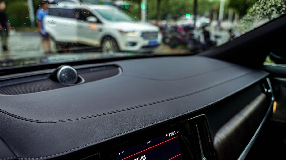 s90豪华和运动有什么区别,什么是真正的智能