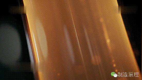 光纤是如何把光变成数据的,光纤传输信号原理