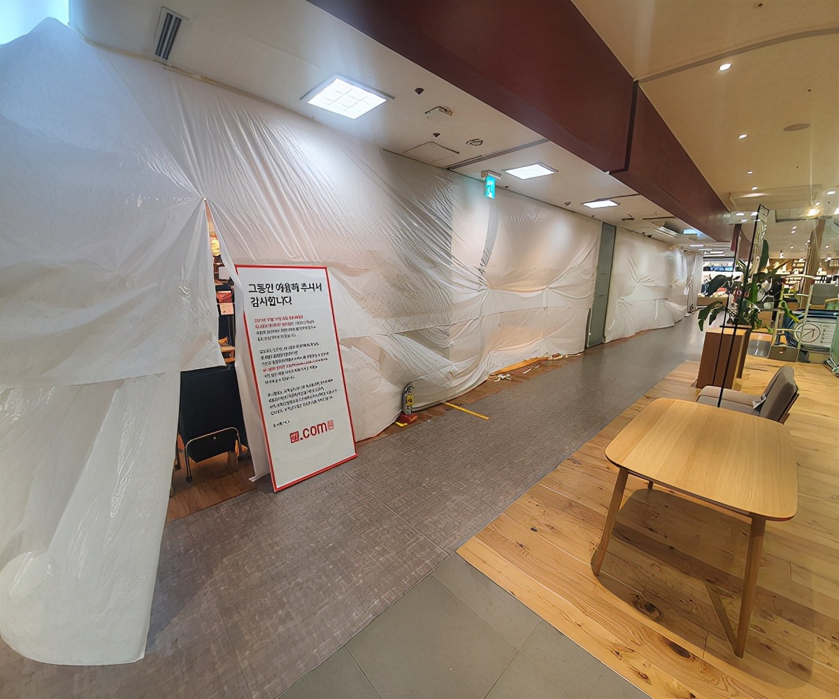 10月27日，美国士兵被日本警署逮捕，韩国*制抵**日货，澳大利亚向中国“认怂”