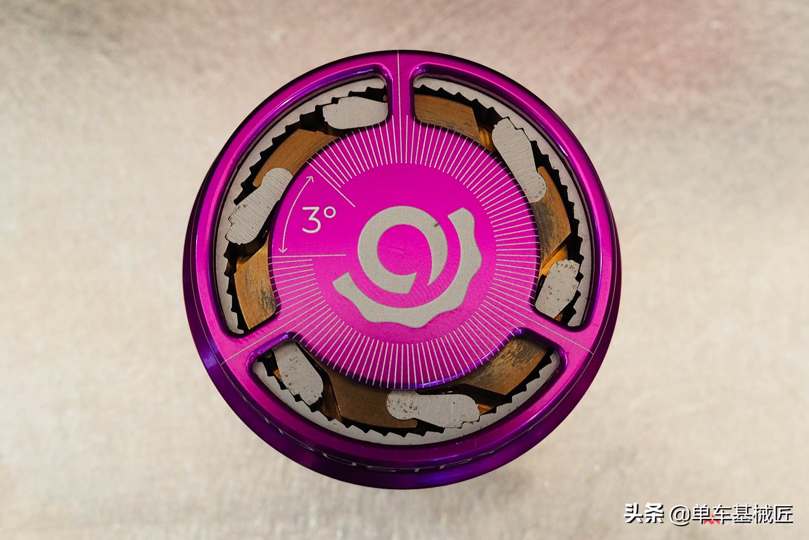 自行车花鼓阻力大解决方法,自行车花鼓挑选技巧图解说明