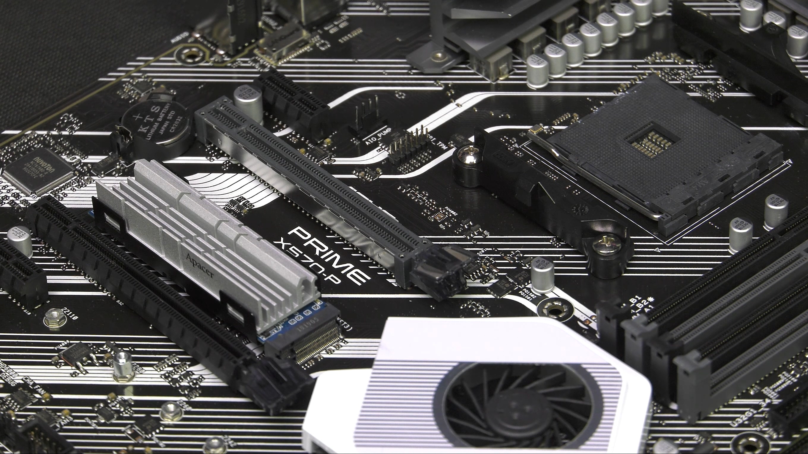 用3950X主板会120度？十款主流X570主板消费报告