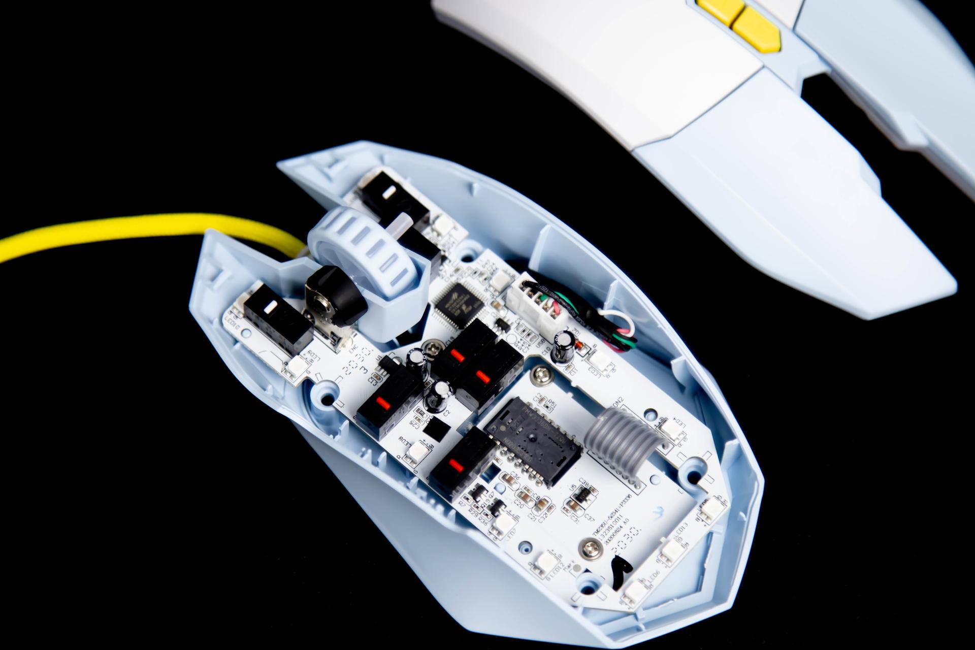 达尔优em910鼠标和雷蛇蝰蛇对比,达尔优牧马人电竞旗舰版鼠标