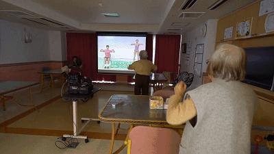 日本养老院人性化,为何日本老人卖房也要住养老院