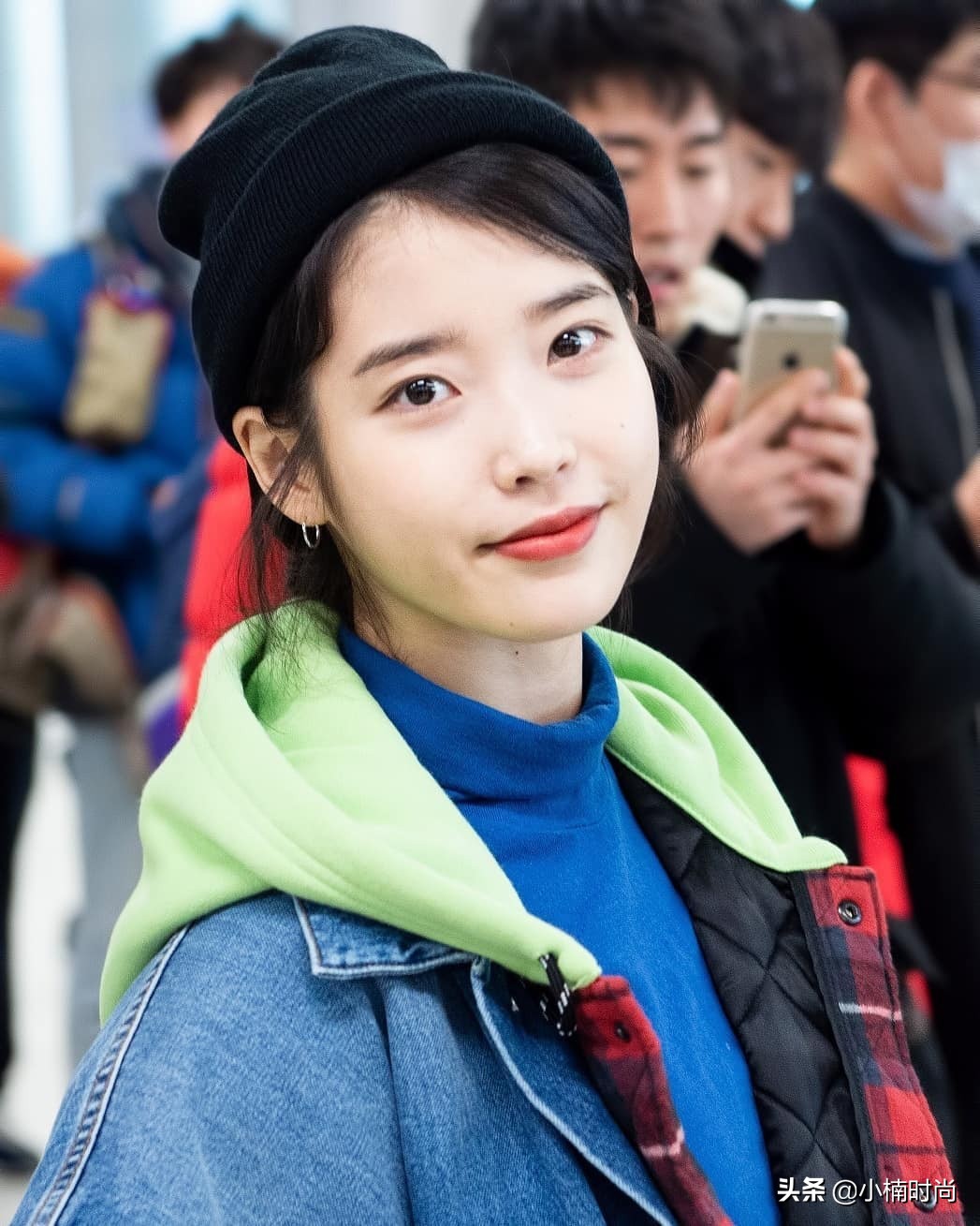 泫雅iu同款,韩星戴的帽子