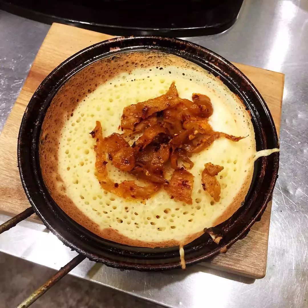 花椒、蛋烘糕和肉桂，对头，这里是咖啡店