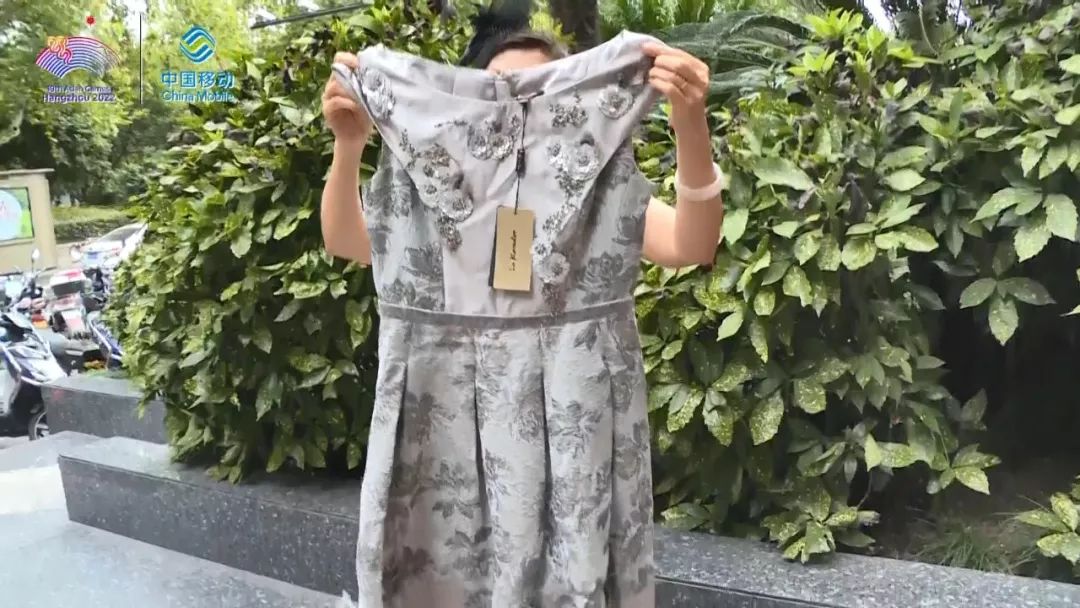 买1千多的裙子,1万多买的连衣裙