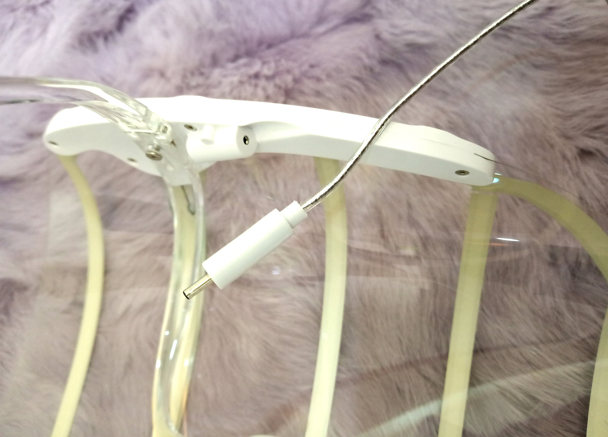 石墨烯美容黑科技,拥有了它,美了全家——若水石墨烯轻颜嫩肤仪