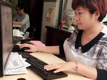 辞职做电商销售额不到1万,22岁做电商挣了500万