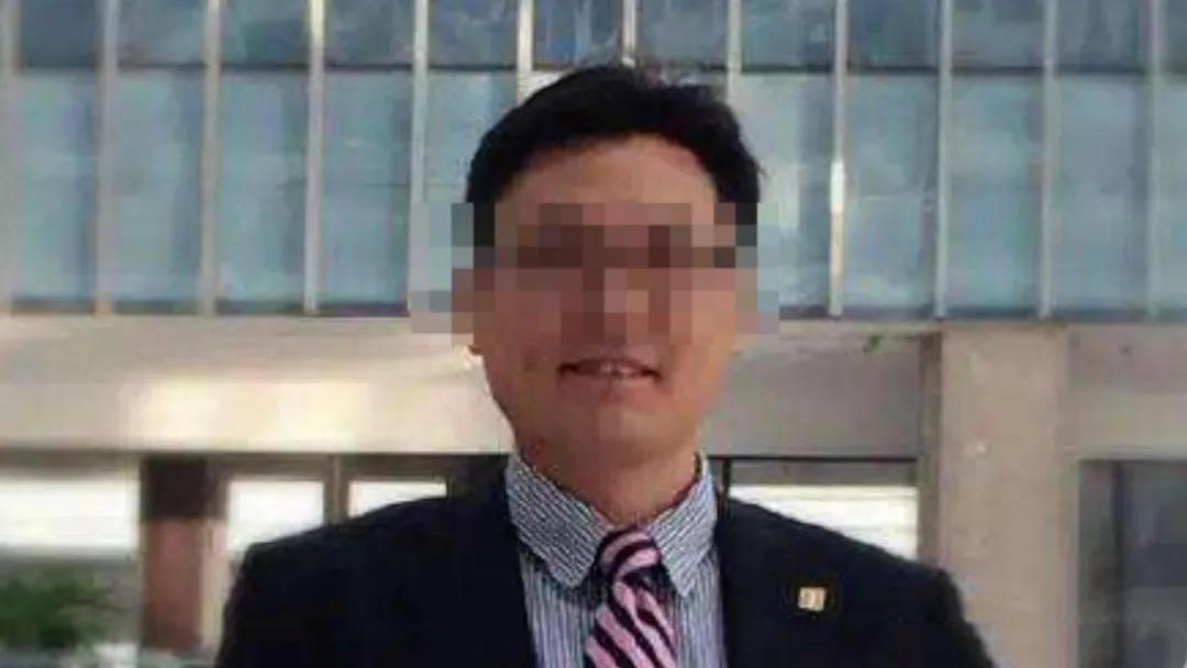 看高管涉性侵案报道,伪平衡只会在互相抵消中搅浑水