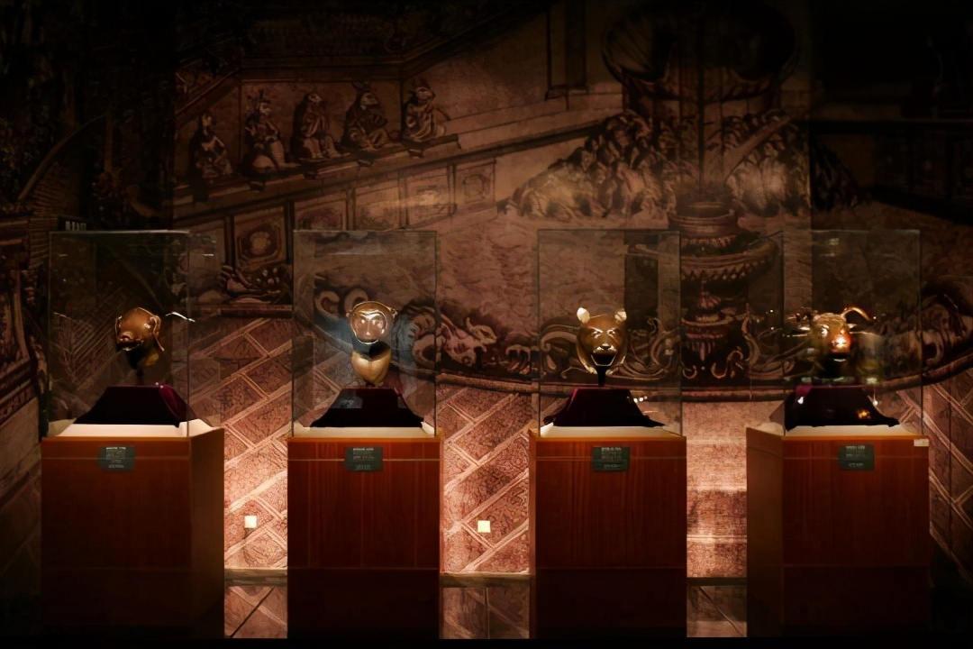 《诛仙》手游多懂玩家？被虐四年的正道一哥崛起，仙府大玩黑科技