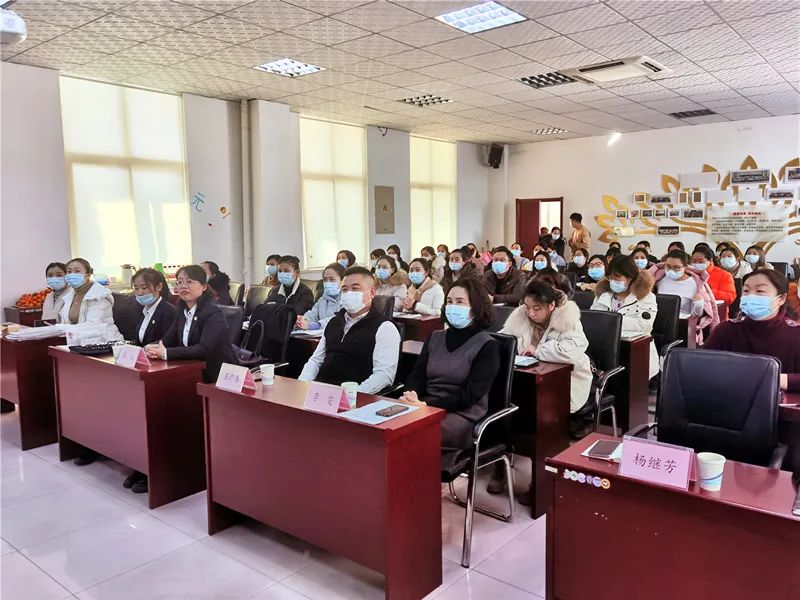 青岛西海岸新区中心医院输液,静脉治疗小组年末总结