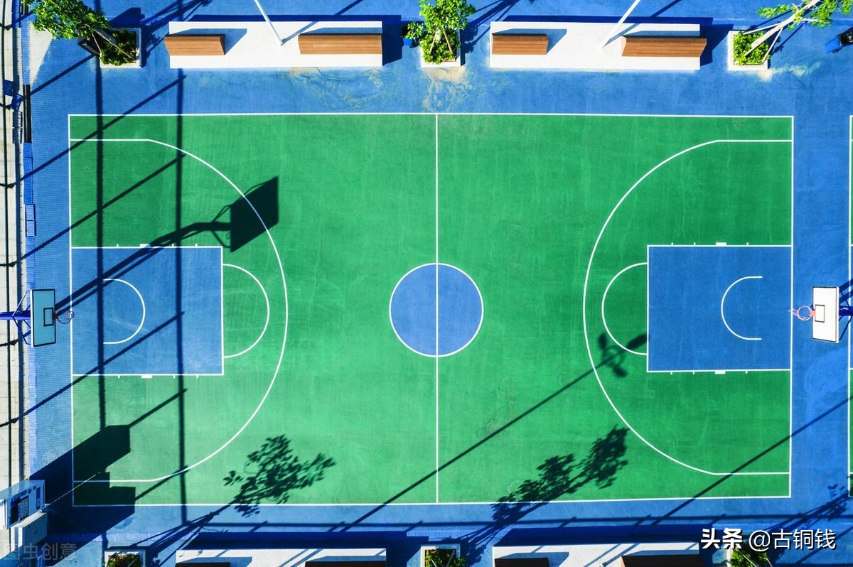 在家建篮球场得花多少,建一个二楼篮球场需要多少钱