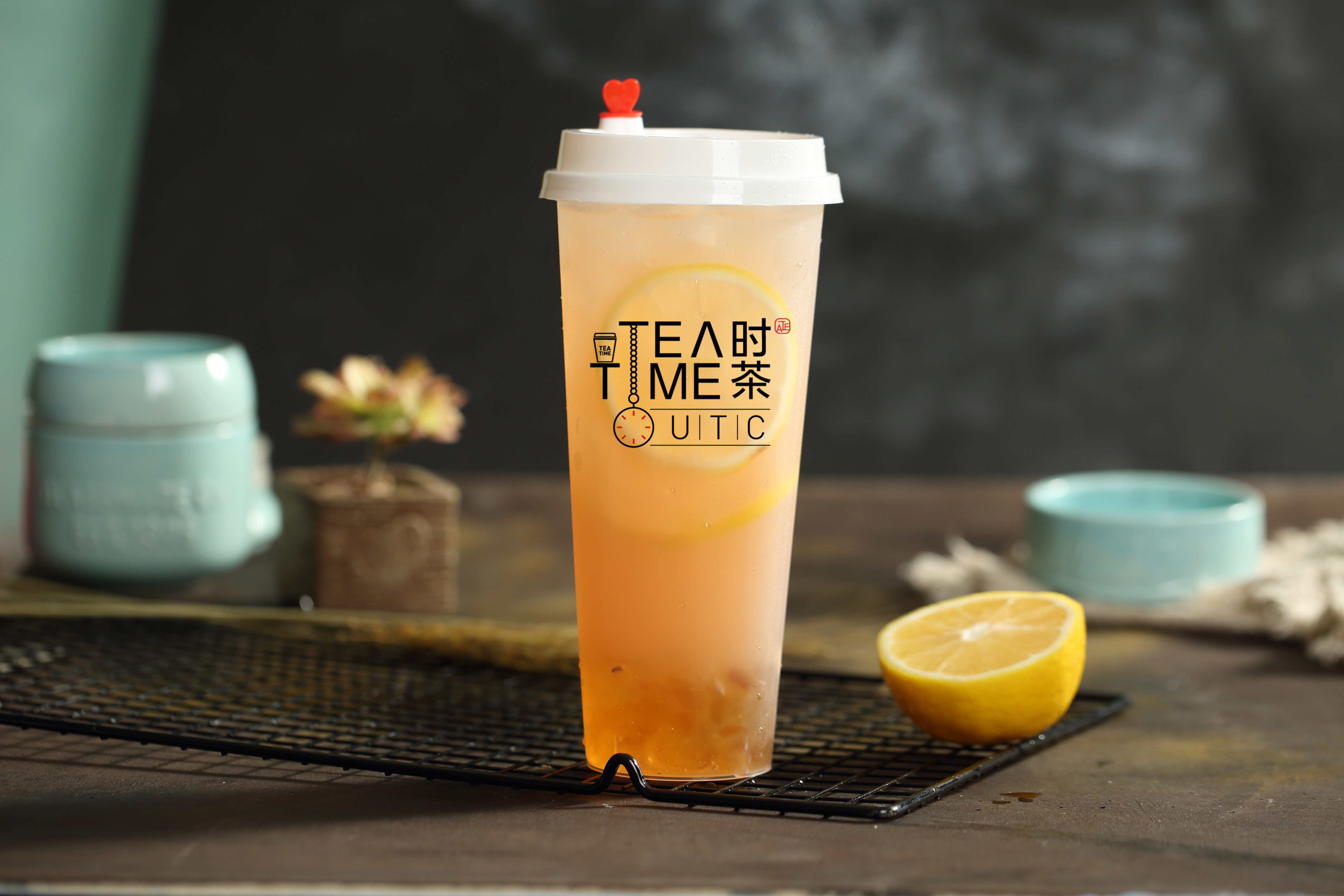 1-2万元以下奶茶加盟开店免费报名,适合新人的奶茶加盟店推荐