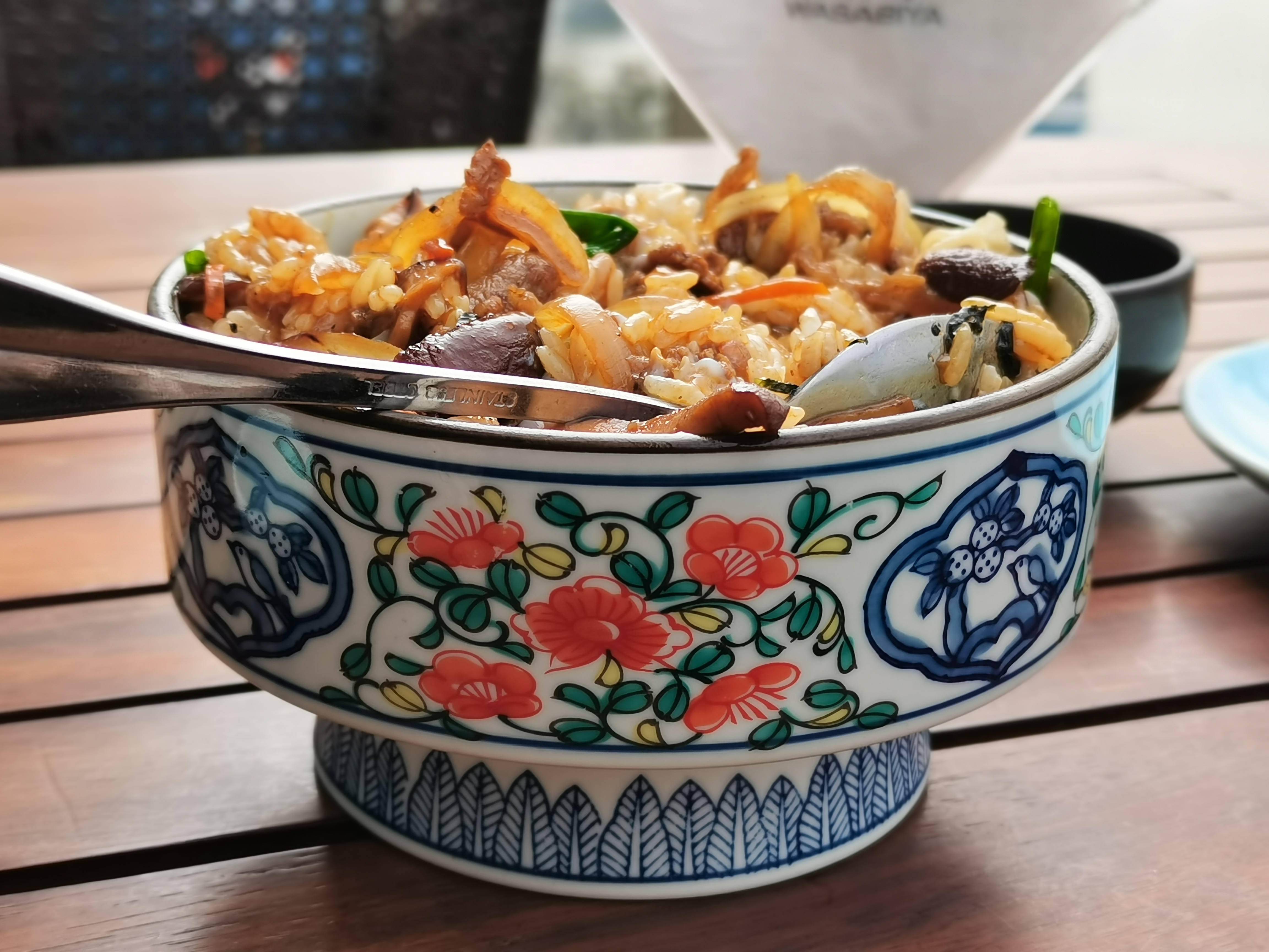 重庆新出一家日料店，网友直呼真想住在那儿