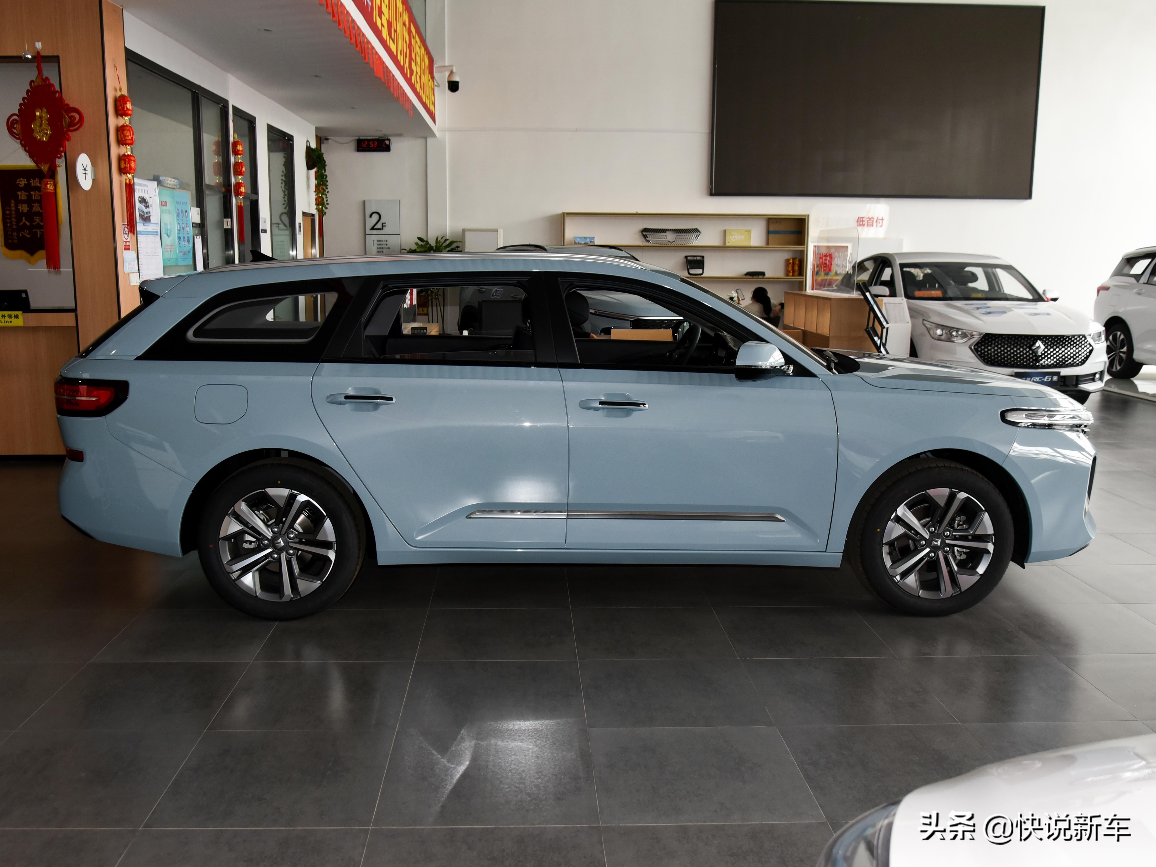 宝骏旅行车valli买车带行李箱吗,新宝骏旅行车valli到店实拍