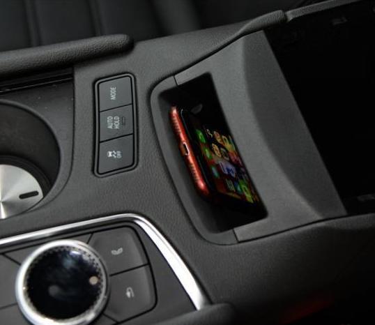 2020中期改款xt5两驱豪华版,中期改款凯迪拉克xt4谍照曝光