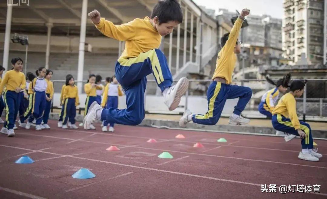 体育老师教学反思300字,体育老师下课后日常