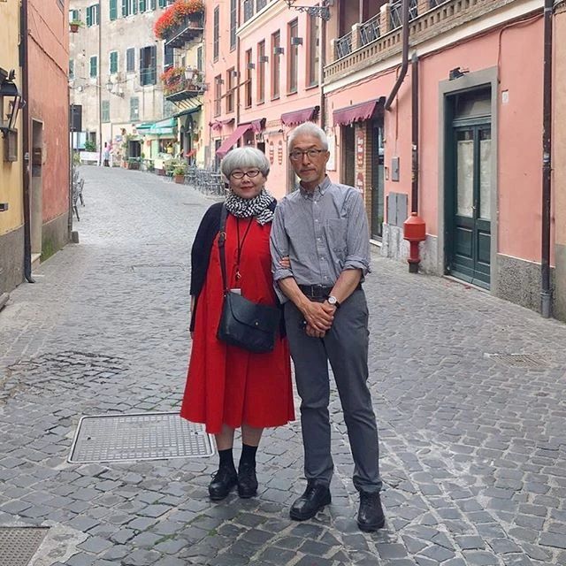 看了这一对日本白发夫妇的晚年生活方式,网友:我酸了