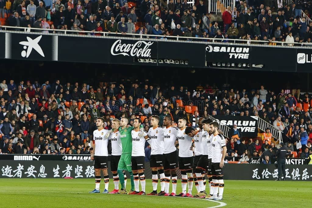 足球也有温度！独家盘点那些为中国送上祝福的“他们”