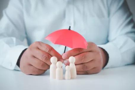 新移民到加拿大后，要不要购买补充医疗保险？