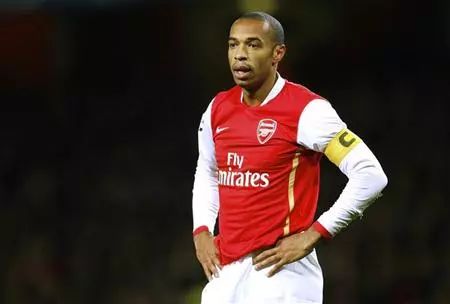 惨!!!七夕情人节,阿森纳又双叒叕与队长“分手”