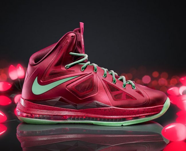 nba球员圣诞节穿什么鞋,nba球星平时穿什么鞋