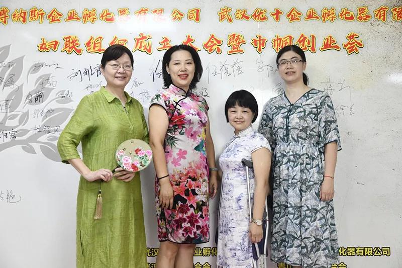 武汉重启100天：错过了春天，不想再浪费一分一秒