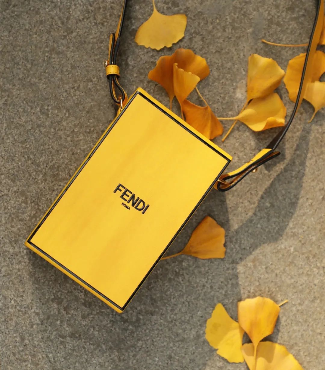 fendi包包哪里买最便宜,fendi值得入手的包包