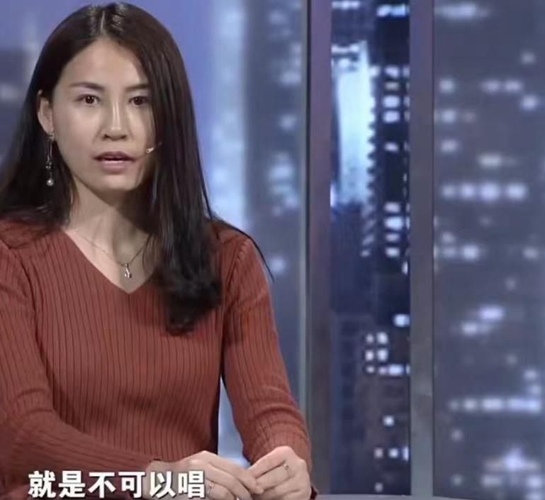 漂亮老婆爱上唱歌，老公用3个方法挽救婚姻，网友：男子情商高