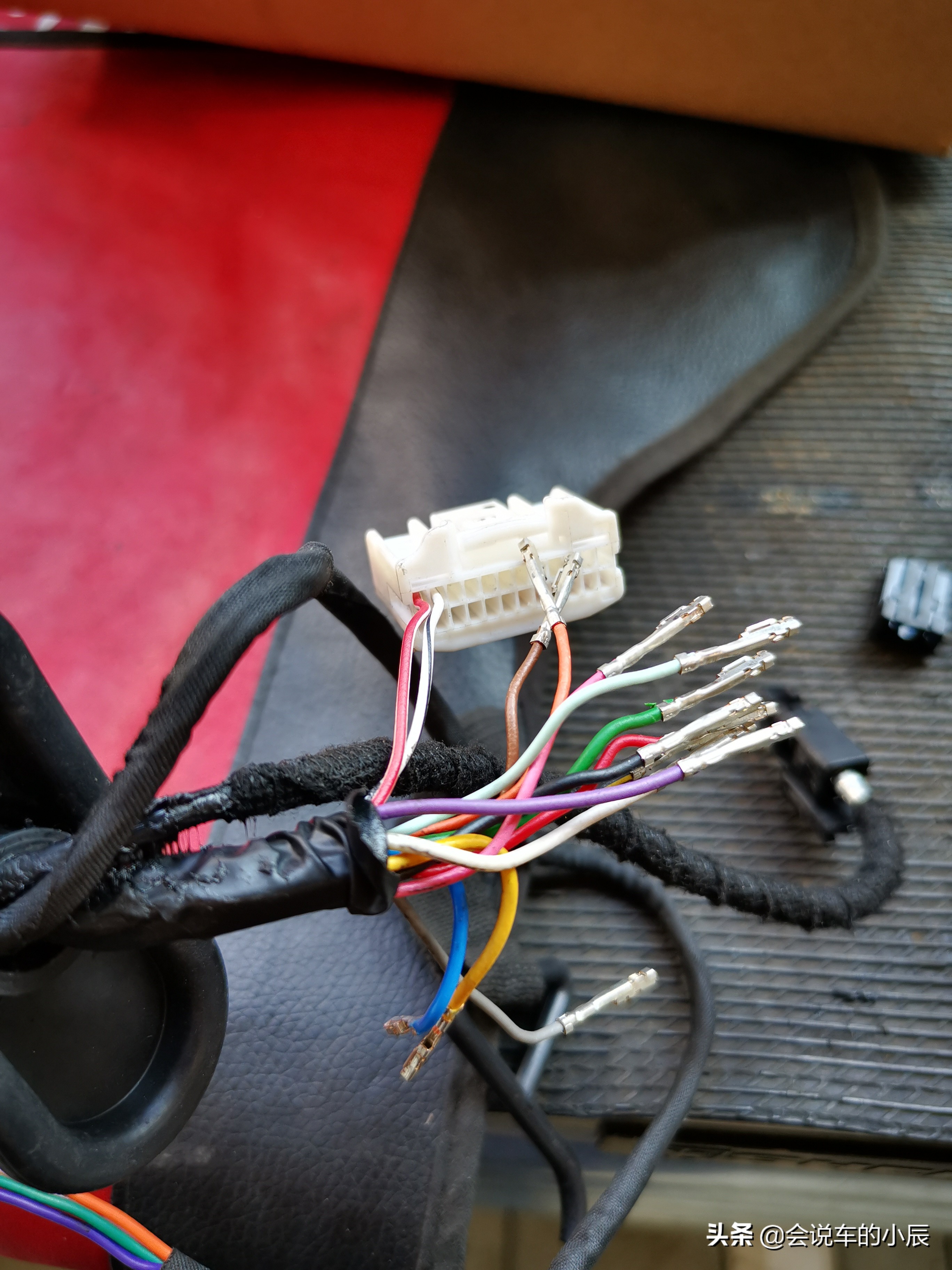 唐ev车钥匙功能解读,22款唐ev车内nfc感应