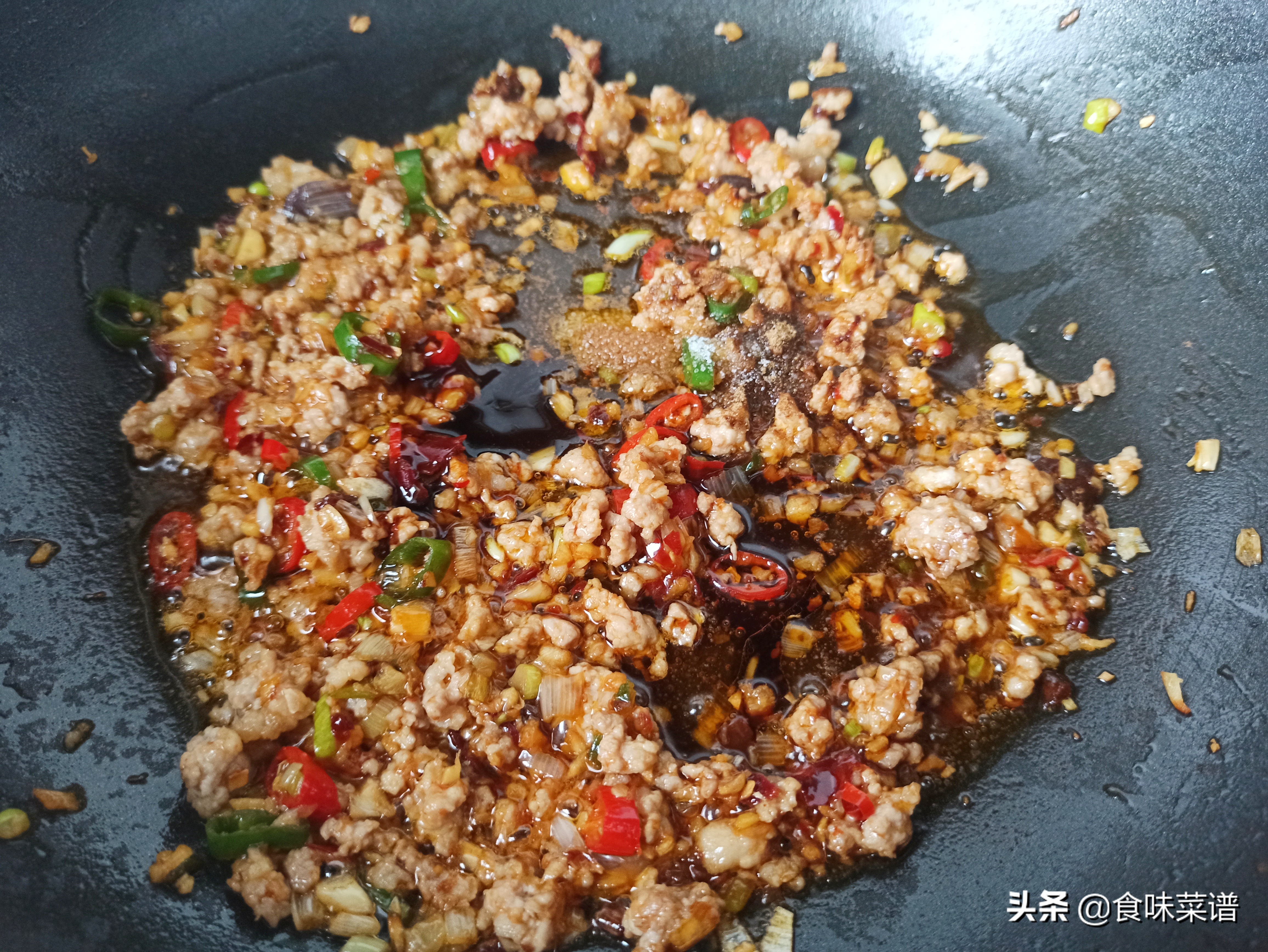 土豆肉末新吃法软嫩可口鲜香美味,土豆炖鸡家常做法鲜香入味