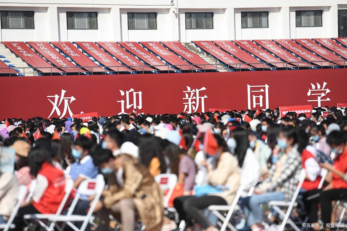 金秋九月丹桂飘香是谁说的,深秋九月丹桂飘香