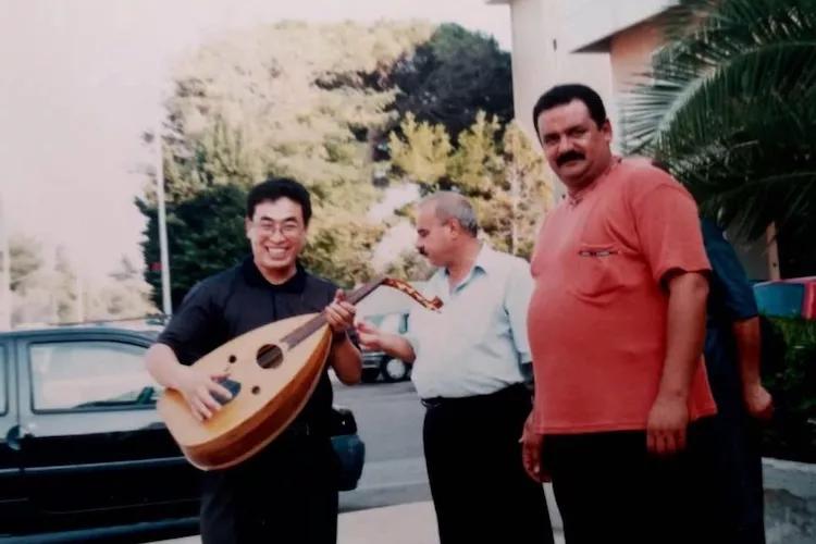 掌上乾坤指间生花世界级艺术家-贾同辉的“指墨”风釆