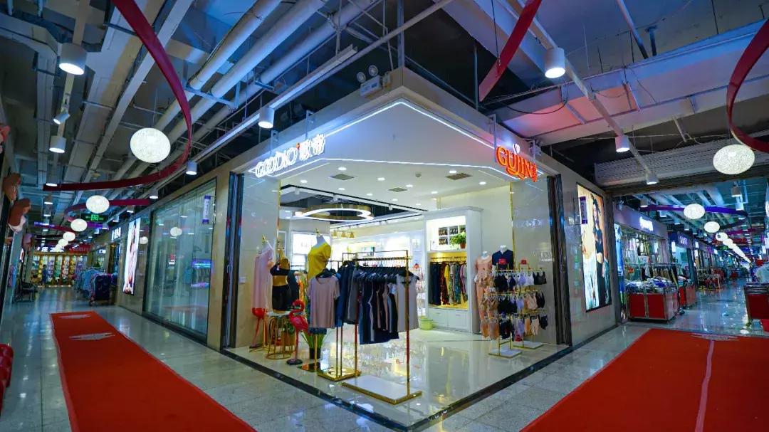 郑州火车站附近商圈,郑州火车站商圈现状