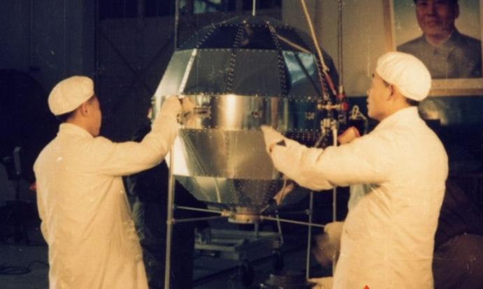 钱骥照片,钱骥的简介