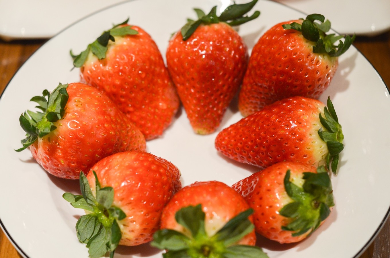 一座白楼，青山环绕，云卷雾舒～享受在莫干山野的娴静自由