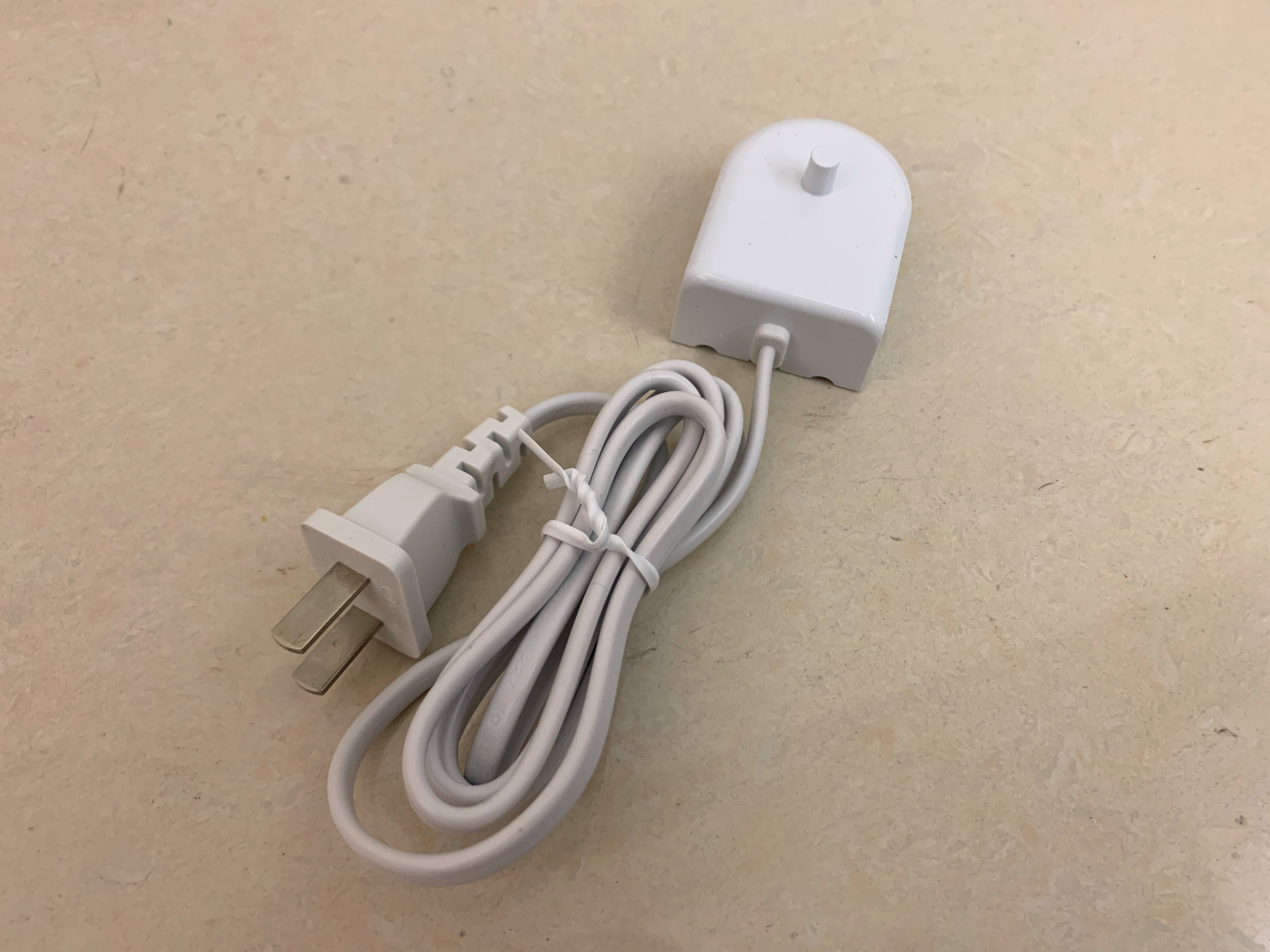 电动牙刷怎么用？飞利浦HX6730/02开箱+使用体验→口腔溃疡的建议