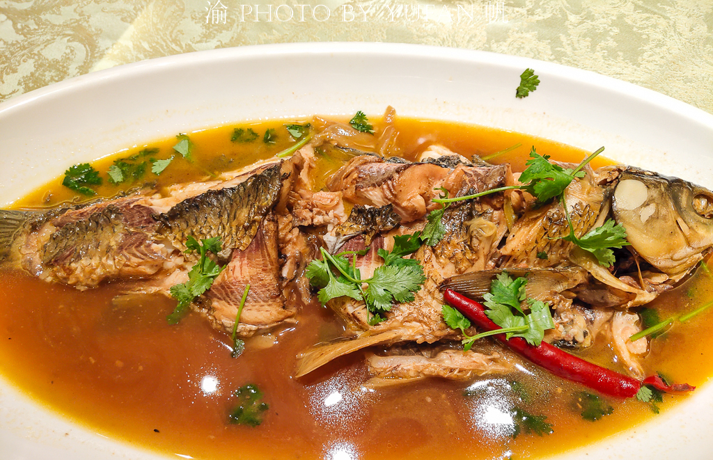 查干湖全鱼宴，不容错过的吉林美食，不仅味道鲜美，还是非物遗产